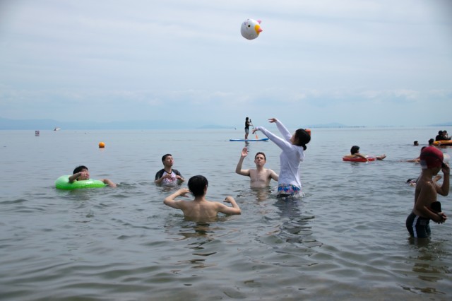 湖水浴の様子